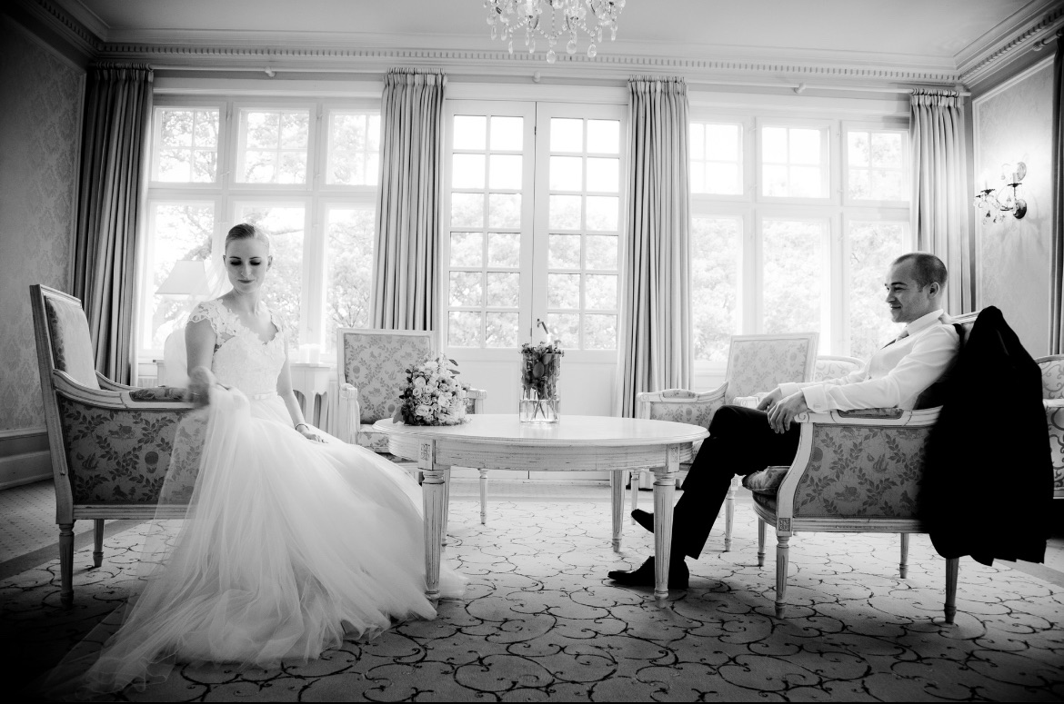 Hvad koster en bryllupsfotograf i Danmark og er det pengene værd